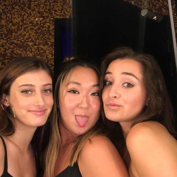 Meet your Posher, Dany - Picture 1 of 1